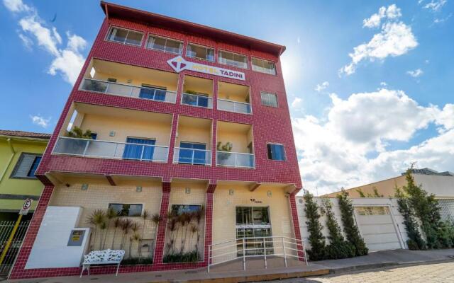 Hotel Tadini