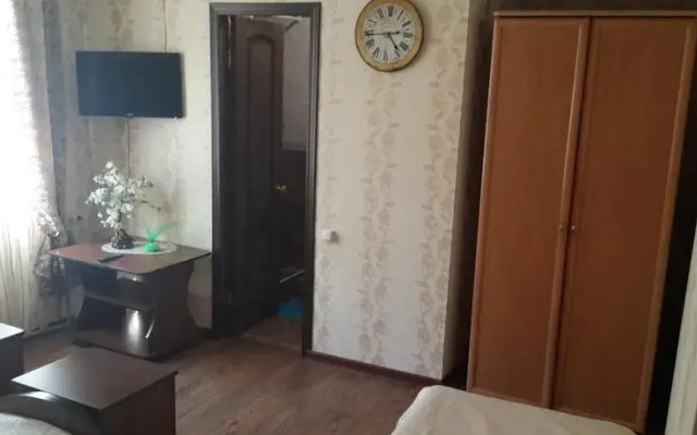 Monika Guest House