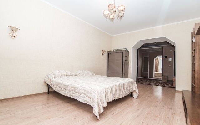 Апартаменты на Океанском пр-те, 135