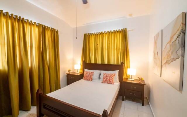 Casati Golden House, Great Pool & Garden!