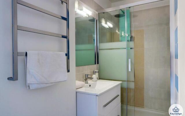 T2 - Duplex – Neptune - 34 m2 – Vue mer - Saint-Denis