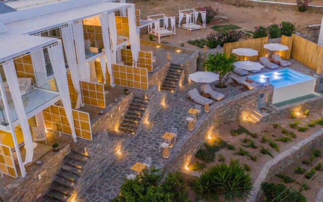 Canal Suites