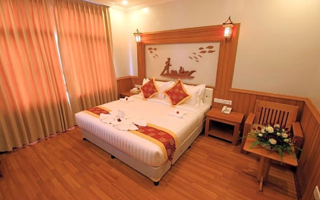 Inle Cherry Queen Hotel