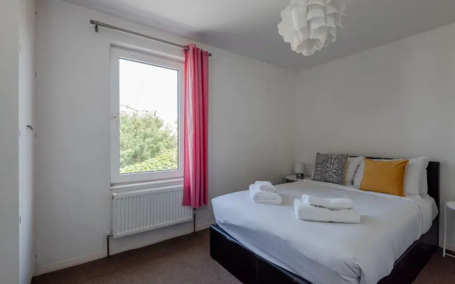 Fantastic 2 bed With Garden, Greenwich