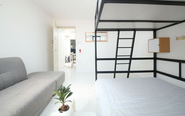 ZIBRO H guesthouse