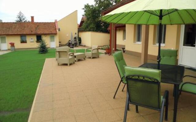 Eszter Apartman