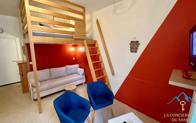 Mezzanine Spa Stay for 4