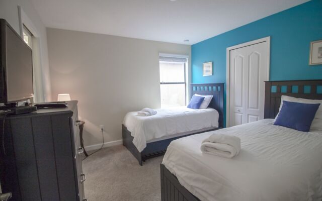 Champions Gate 9027 B