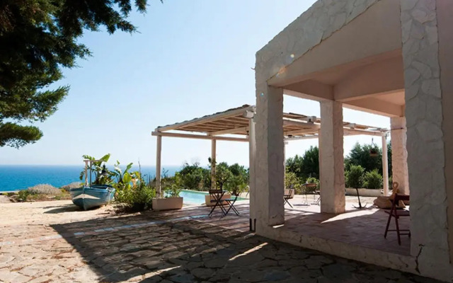 Jabia Beach House - Villa on the Beach - Private Beach