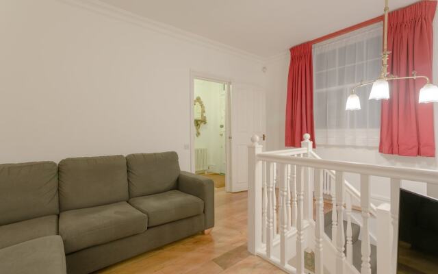 Home With Roof Terrace Hampstead Village