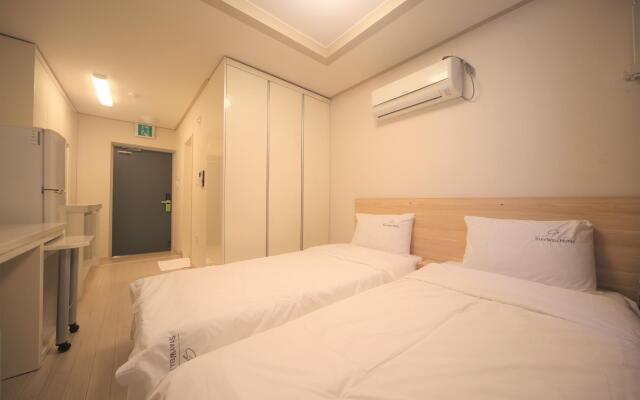 Stay Well Hotel