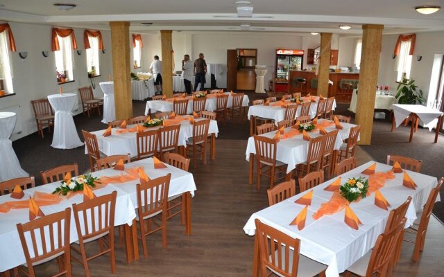 Hotel Golf Bitozeves