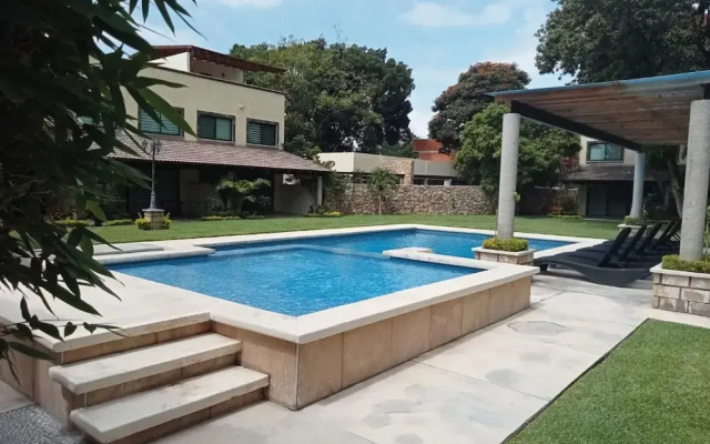 Tuscan Style Grove House