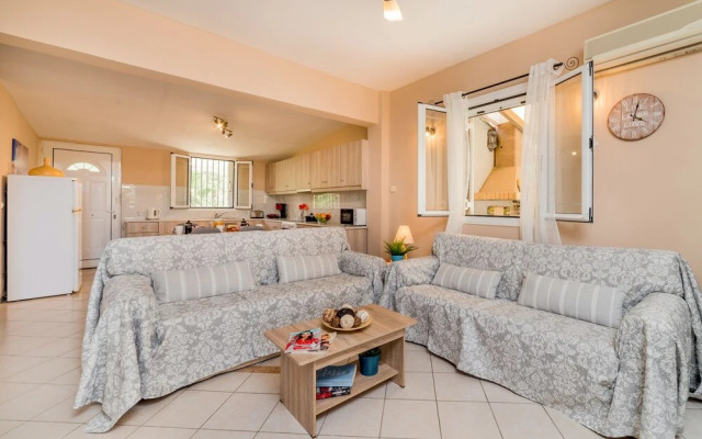 Zante Luxurious Villa-Private Heated Pool & Big Garden