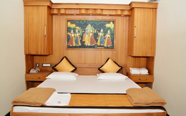 Anandha Grand