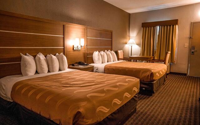 Quality Inn & Suites near Six Flags - Austell