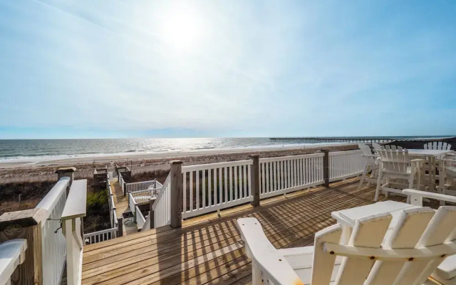 C-Maid by Topsail Realty