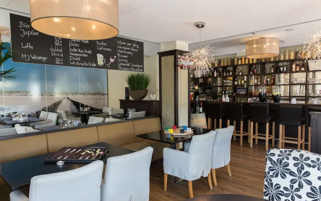 Strandhotel Bos en Duin