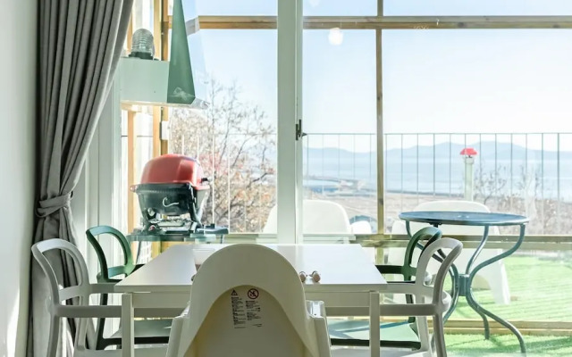 Ganghwa Haimom Family Poolvilla Marine