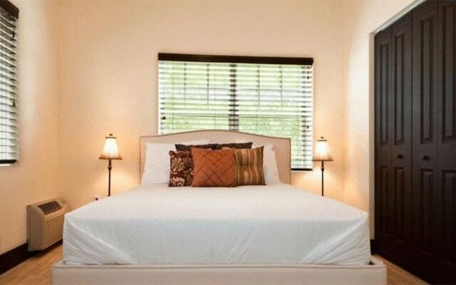 Lincoln Arms Suites