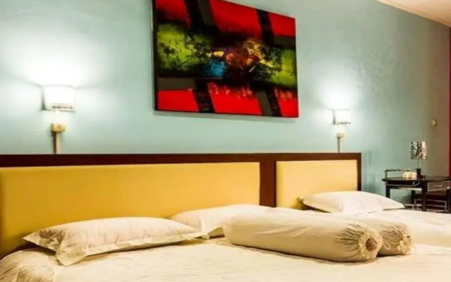 Fazle Mawla Guest House