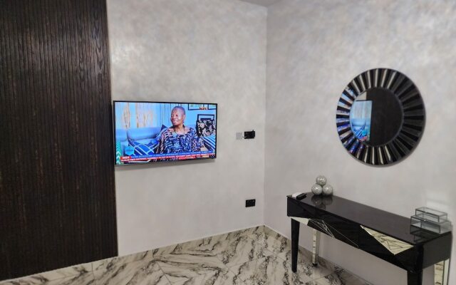 The Milton Apartment