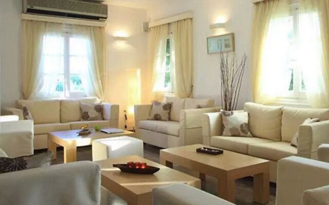 New Aeolos Hotel