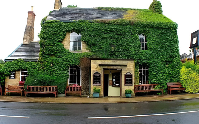 Rockingham Arms by Greene King Inns