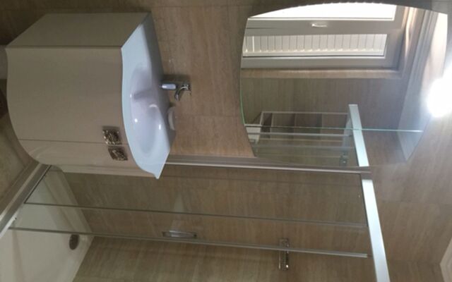Boutique Pine Tree apartments
