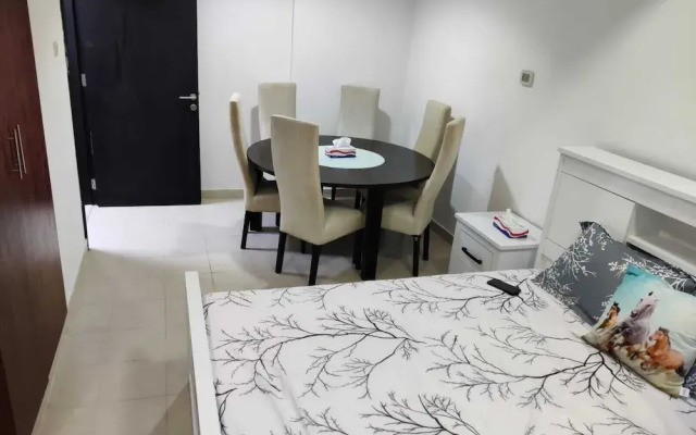1BR in Dubai Marina Near Metro
