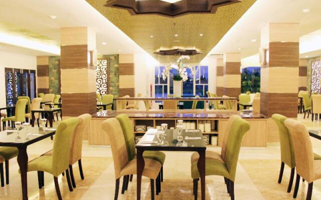 Lorin Syariah Solo Hotel