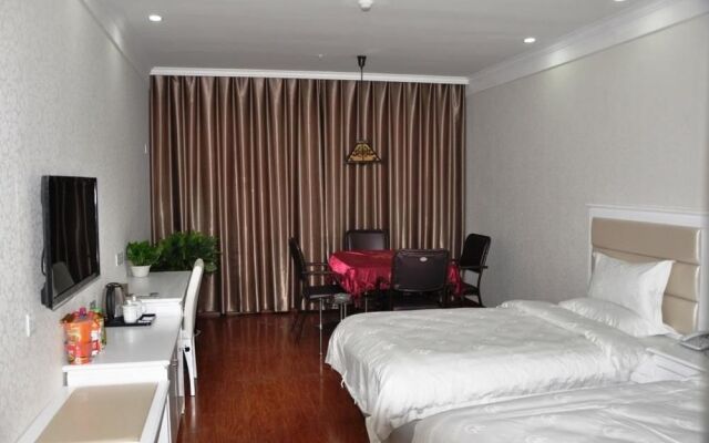 Gongyi Wanyang Business Hotel