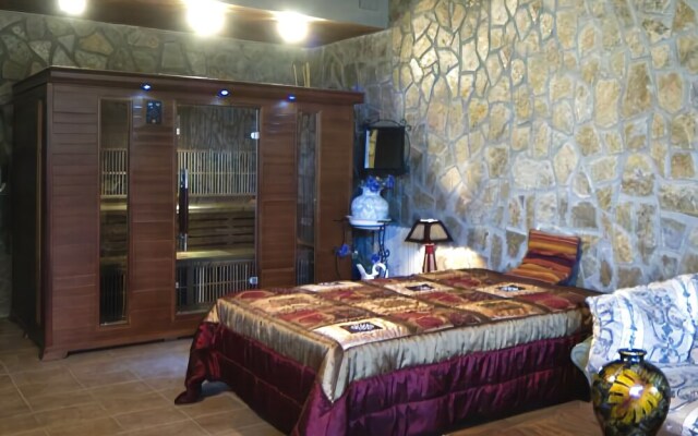 Chalet con piscina interior y sauna