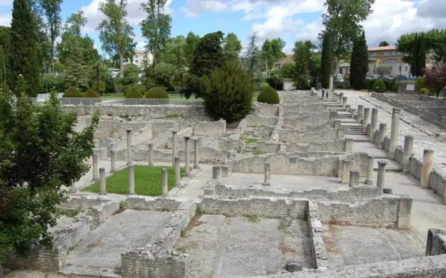 Vaison la Romaine