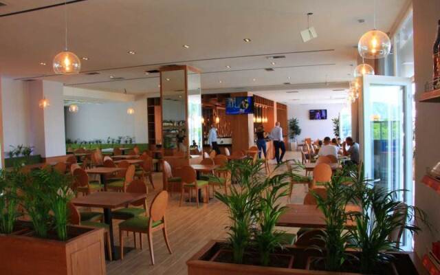 Hotel Liss 2