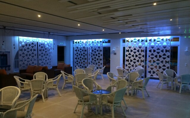 Irina Beach Hotel