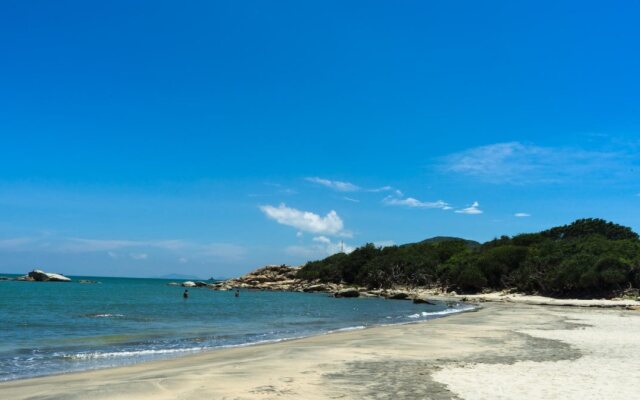 The Cove Hostel - Tong Fuk Sea Lion