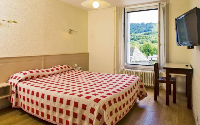 Family Hotel