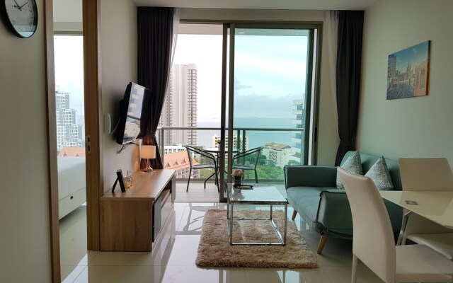 Riviera 1BR Sea View 3901 by Pattaya Holiday