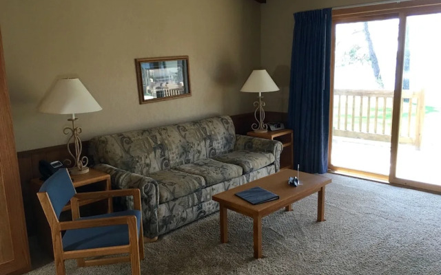 Kavanaugh's Sylvan Lake Resort