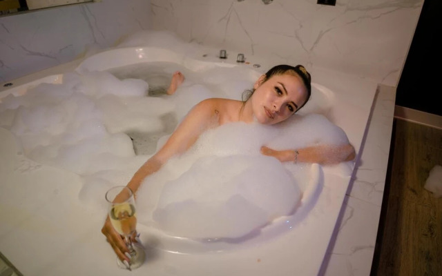 Orei' Suites & Spa