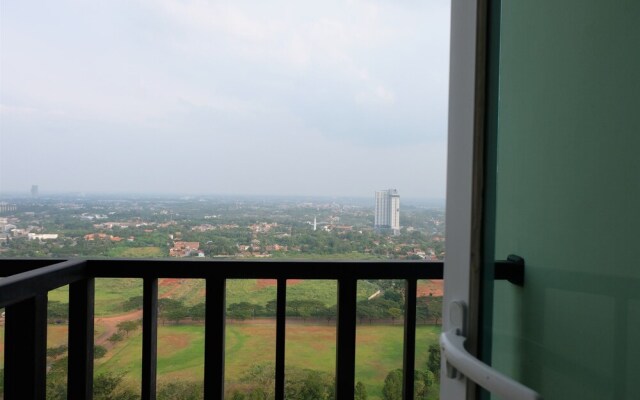Luxury 1BR Tree Park Apartment BSD By Travelio