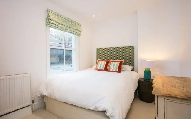 Quirky 2 Bedroom Portobello House With Roof Terrace