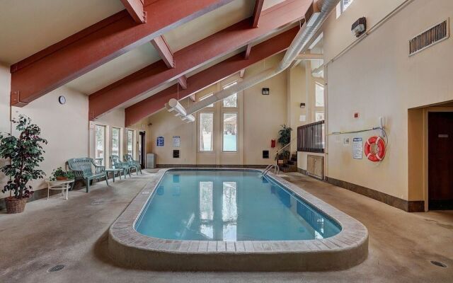 Tyra Summit A2E/F - 4 Br Condo