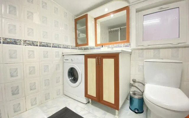 Centrally Located Chic Flat Near Macka Park