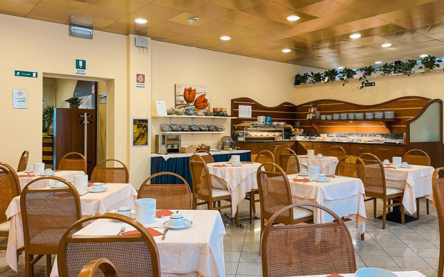 Pineda Aparthotel