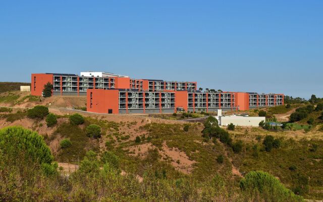 Algarve Race Resort Apartments