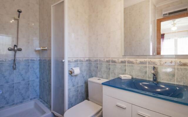 Villa - 3 Bedrooms with Pool and WiFi - 105021