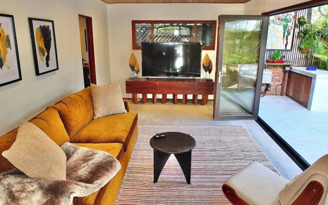 Beachside Sanctuary Lovely 3 BDR Steps to Ocean!