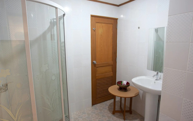 Zaza Hotel